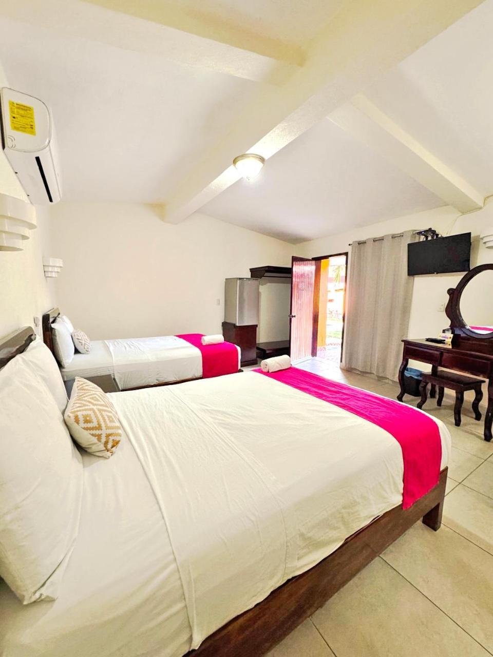Hotel Caribe كوزوميل المظهر الخارجي الصورة